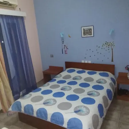 Pame Pantheos Kamena Vourla