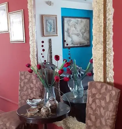 Pame Pantheos Hotel Kamena Vourla